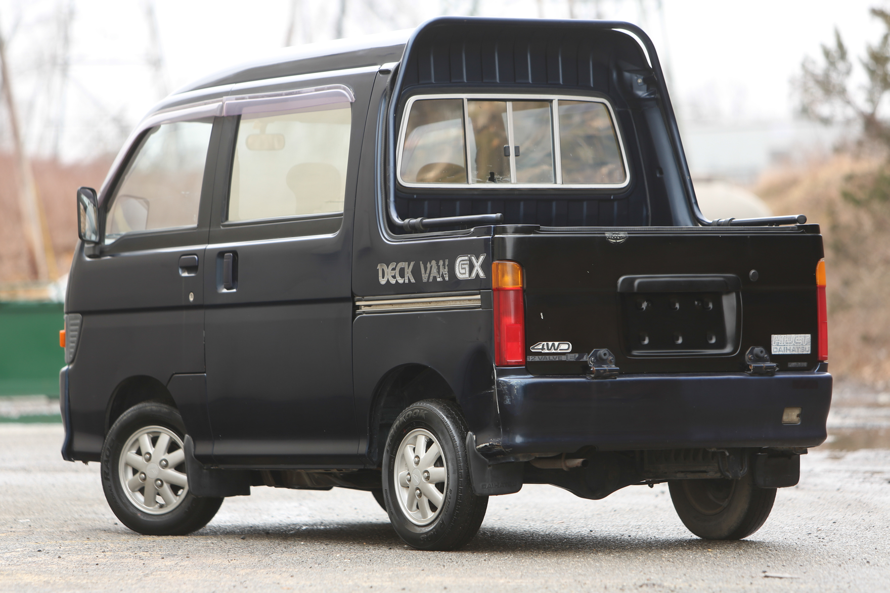 Daihatsu hijet объем багажника