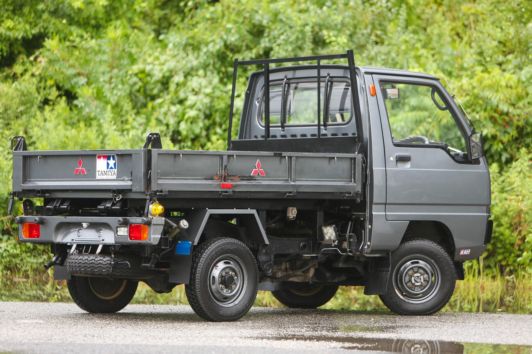 1989 Mitsubishi Minicab Scissor/Dump